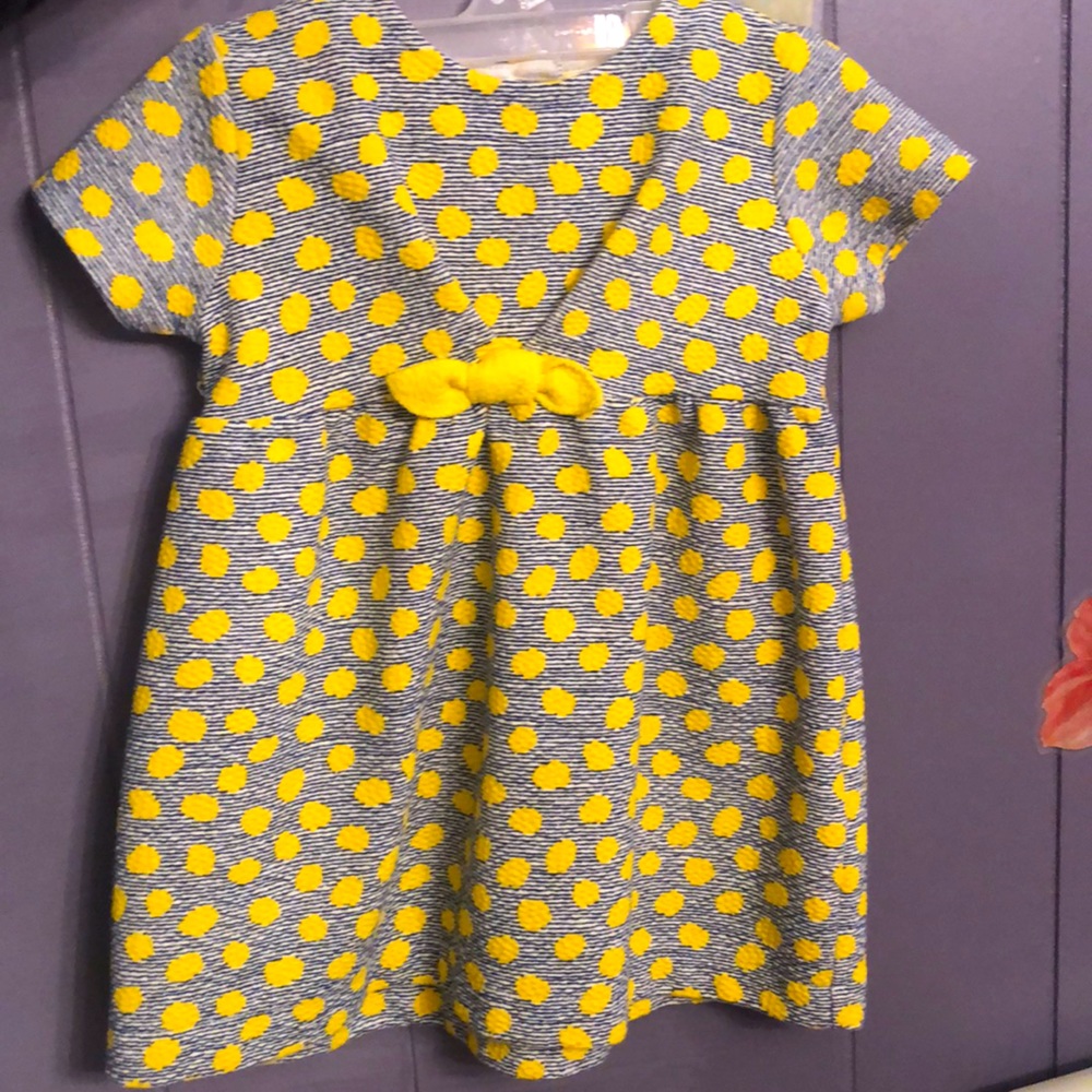 Sweet little lemon dress